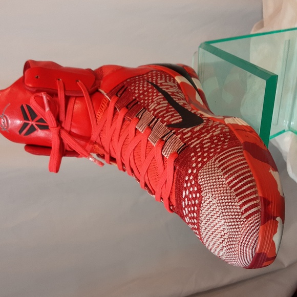 Kobe 9 Christmas Original Release main image 8